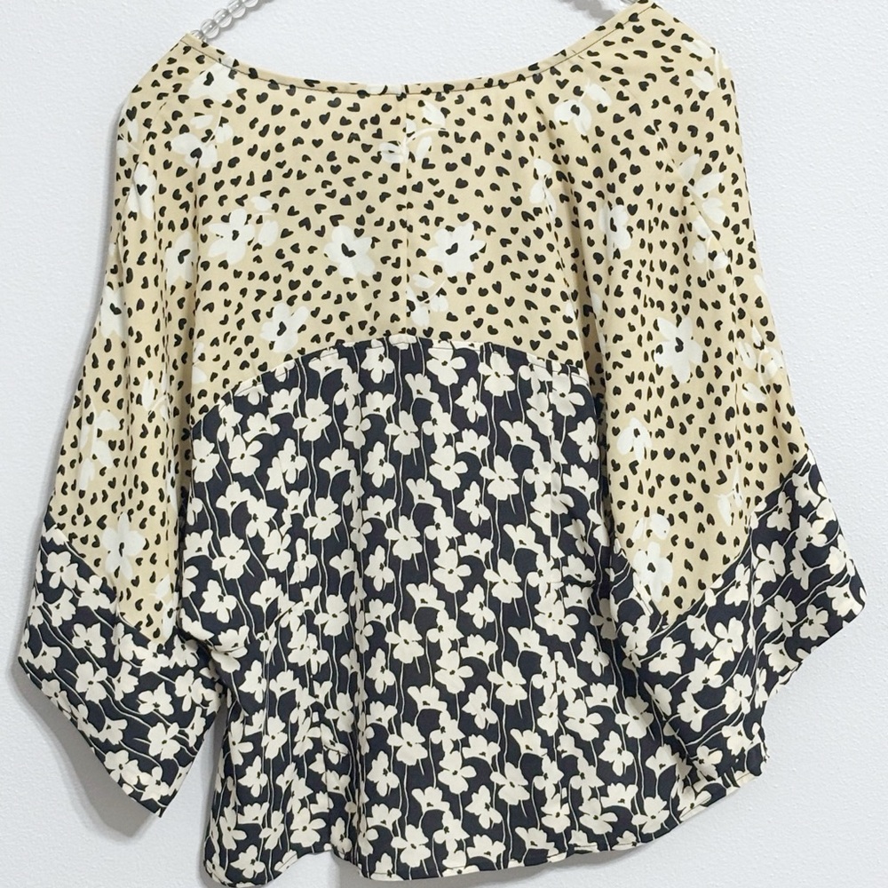 Cabi 6508 Patchwork Top Spring 2024 Medium Euc - image 4